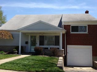 3324 Greencrest Ct, Cincinnati, OH 45248
