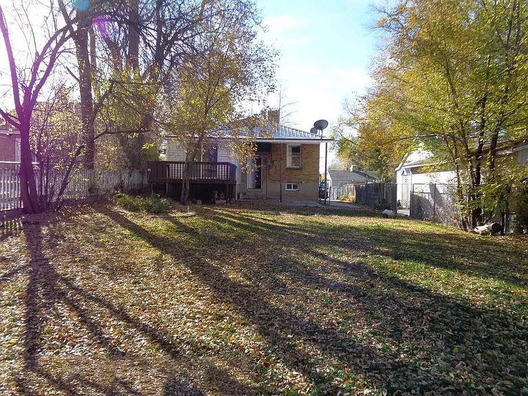620 29th St #A — Photo 22