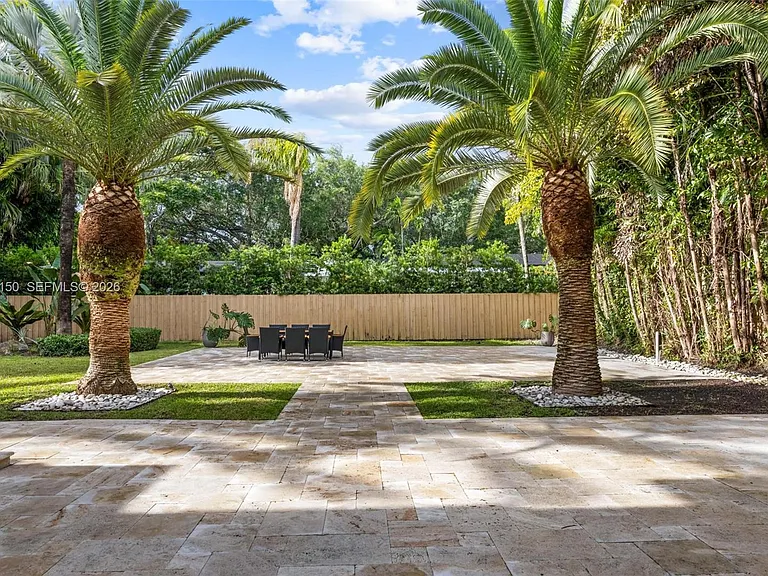 3917 S Le Jeune Rd — Photo 97