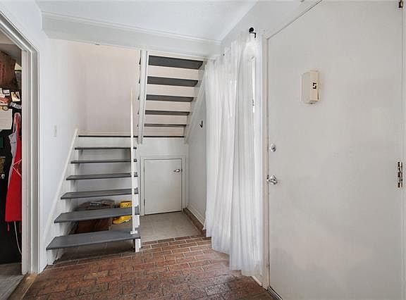 4th image of 5421 Constance St