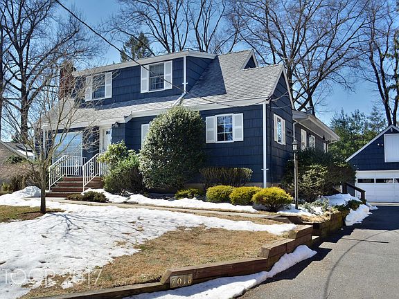 2nd image of 701B Westwood Ave