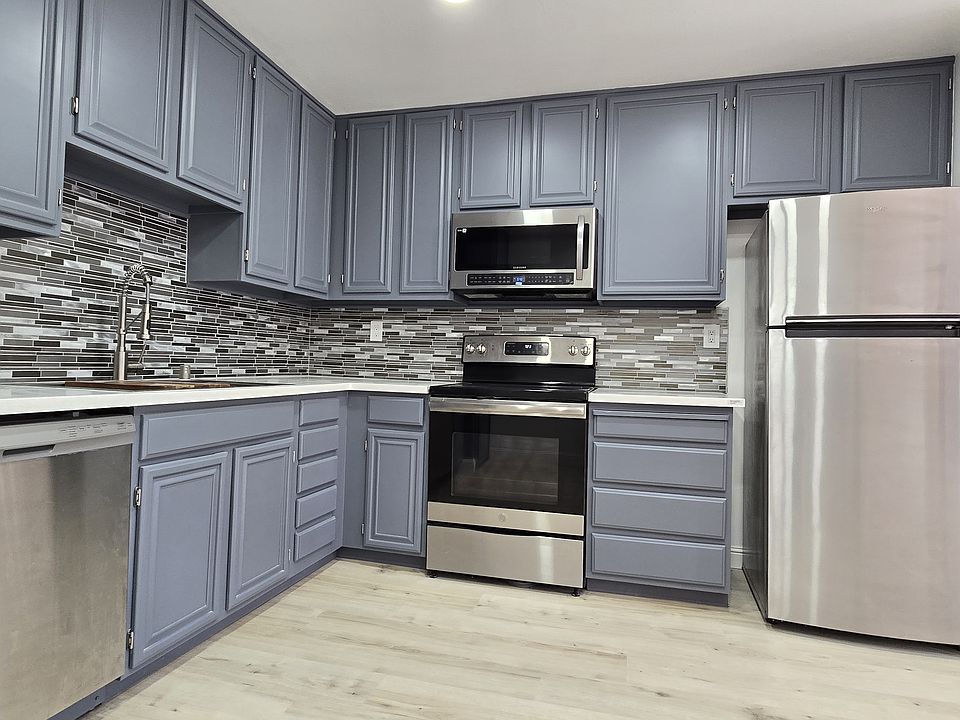 1st image of 224 Anza St #224