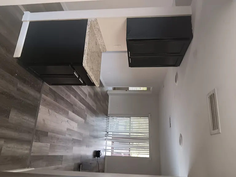 2541 S Myrtle Ave #D — Photo 15