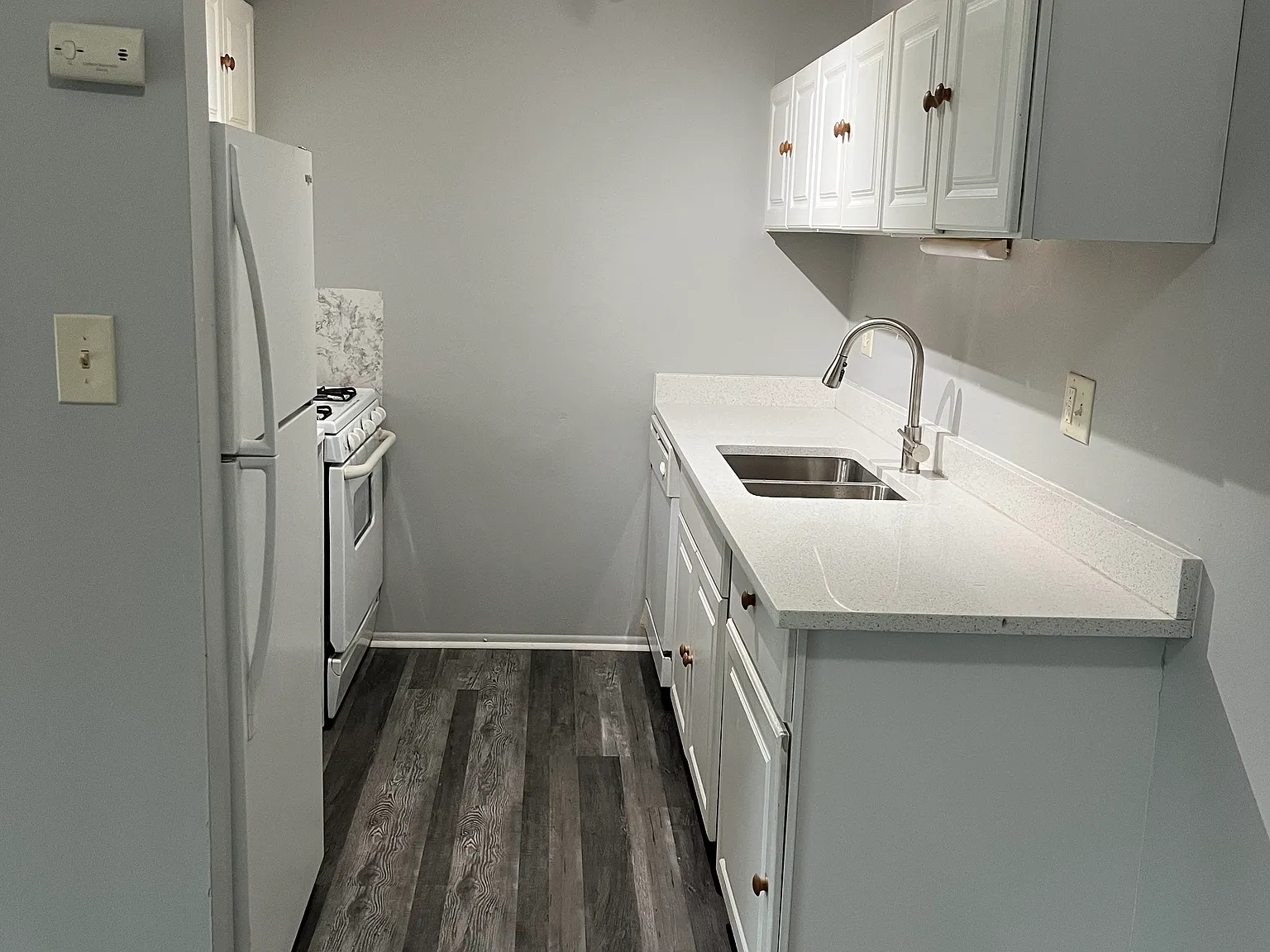 1 bed, 750 sqft, $1,600 — Photo 2