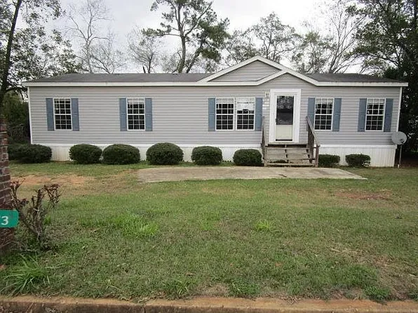 473 Liberty St, Blakely, GA 39823