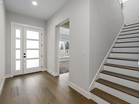 4th image of 15241 SE Towers Ter