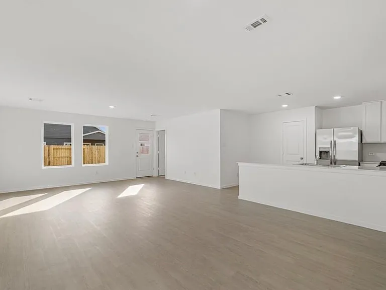 2706 Pebble Whisper Dr — Photo 6