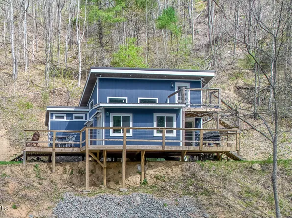 633 T Greer Rd, Mountain City, TN 37683