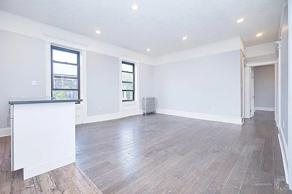 Rented by Keller Williams NYC | media 20