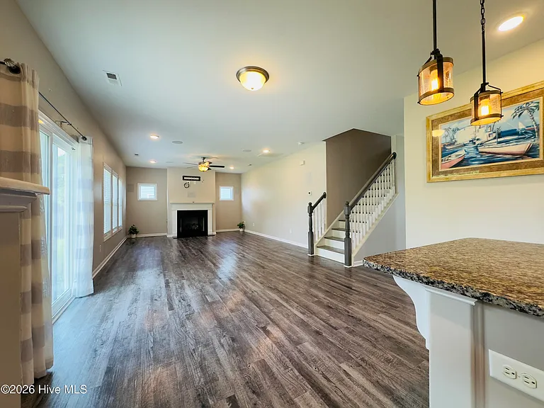 306 Independence Blvd — Photo 13