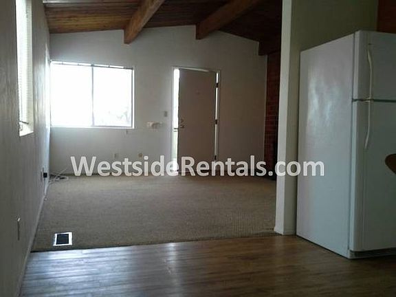2nd image of 4581 Saratoga Ave