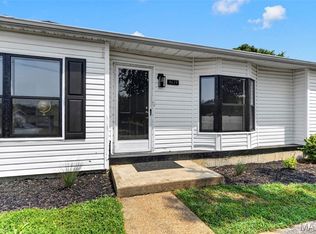 4679 Chinkapin Ln, High Ridge, MO 63049