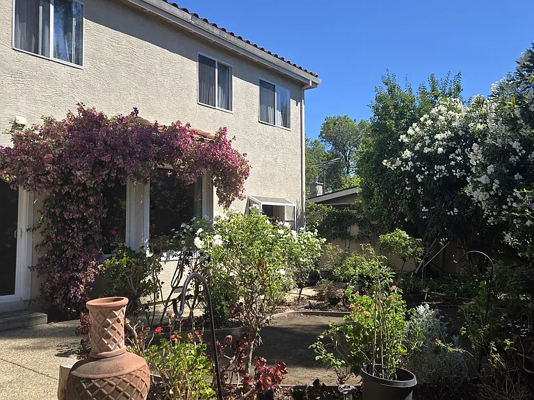 10553 Johnson Ave — Photo 16