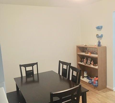 4th image of 1264 N Regency Dr