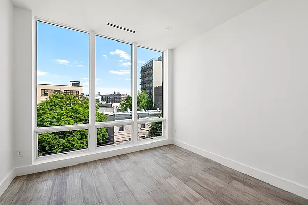 Rented by Voro New York | media 9