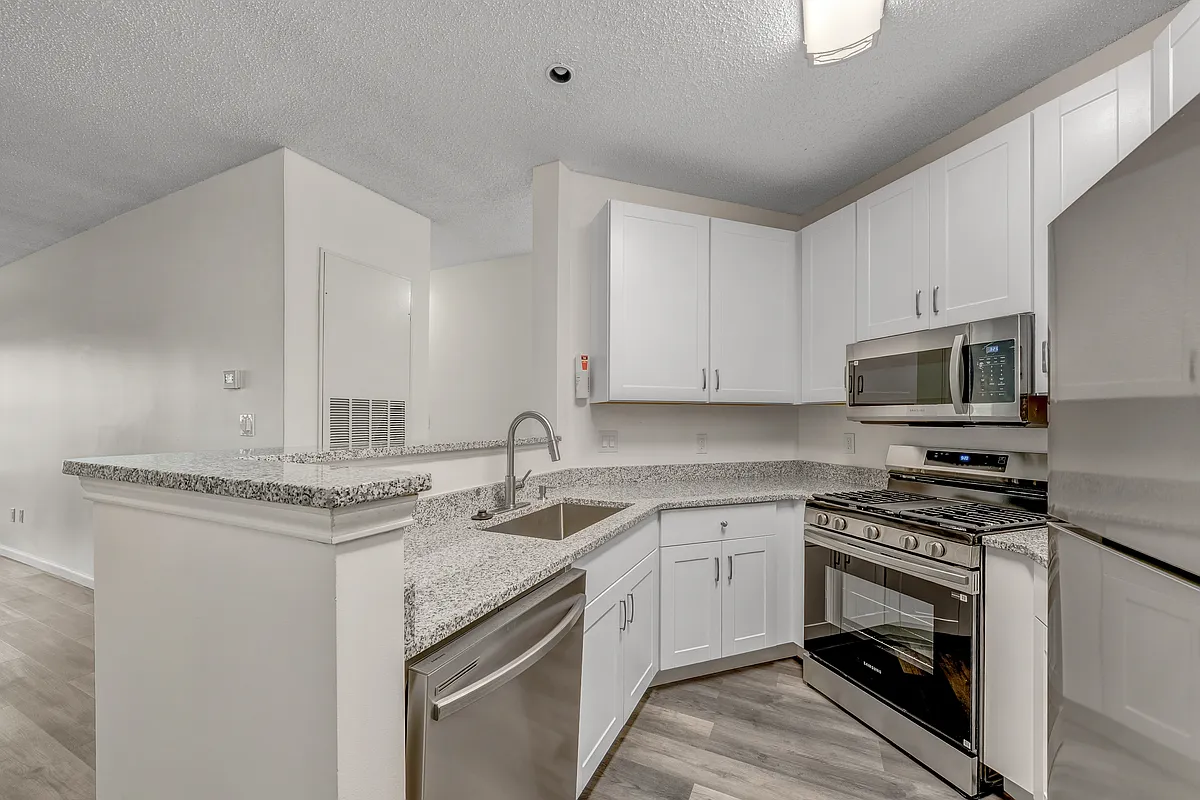 Building Photo - 4417 Fair Stone Dr #103