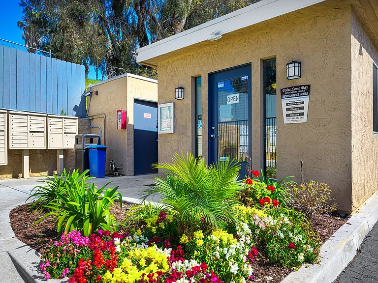 Point Loma Bay Apartments | Coastal Living Near the Beach — Photo 4