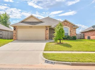 10628 SW 36th St, Yukon, OK 73099