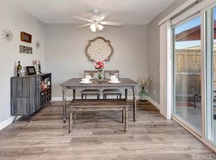 370 Carriage Dr APT B, Santa Ana, CA 92707