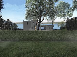 53 Ocean Ave, Jamestown, RI 02835