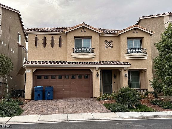 3rd image of 9865 Glenwood Oaks Ct