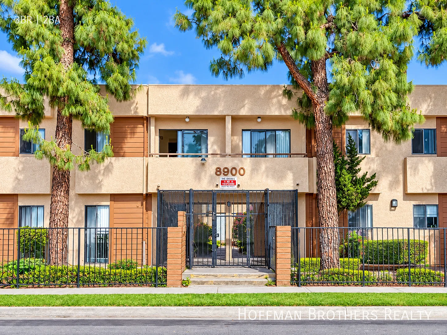 **Move In Special**North Hills 3-Bedroom With Pool, Central A/C & Granite Counters, Parking & Lau... — Photo 3