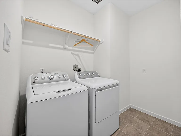 9627 Starry Eyes Ln — Photo 38