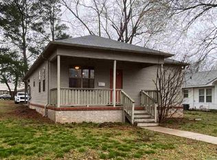 801 N Oak St, Morrilton, AR 72110