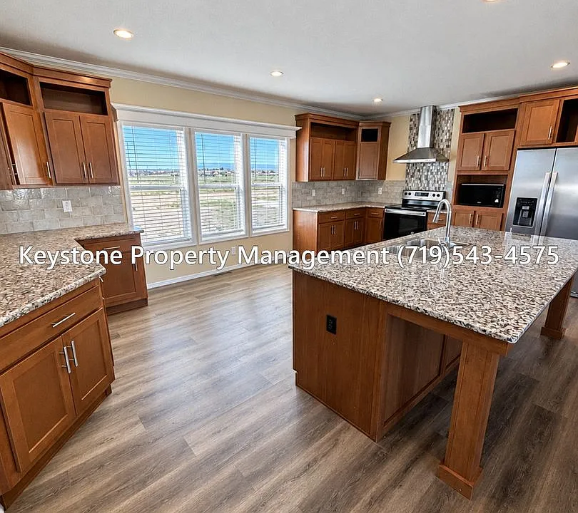 1051 E Platteville Blvd