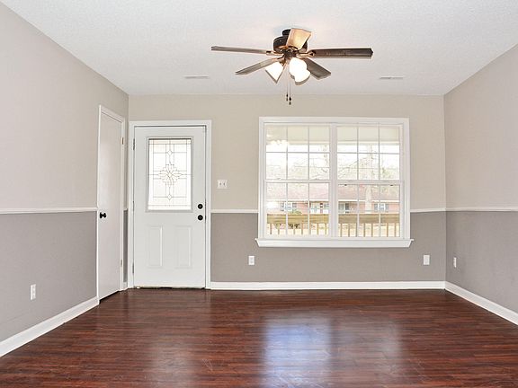 2nd image of 266 Lakeview Dr SE #41