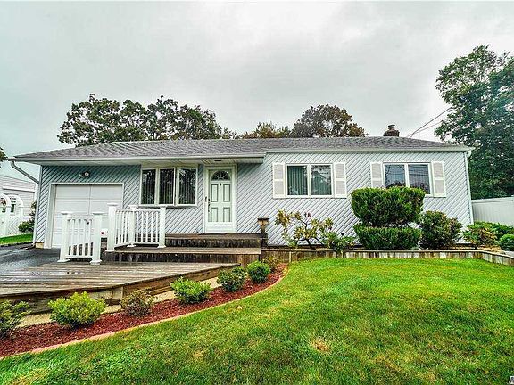 2nd image of 357 Oakwood Ave