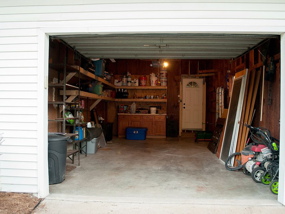 1st image of 432 Golden Valley Dr
