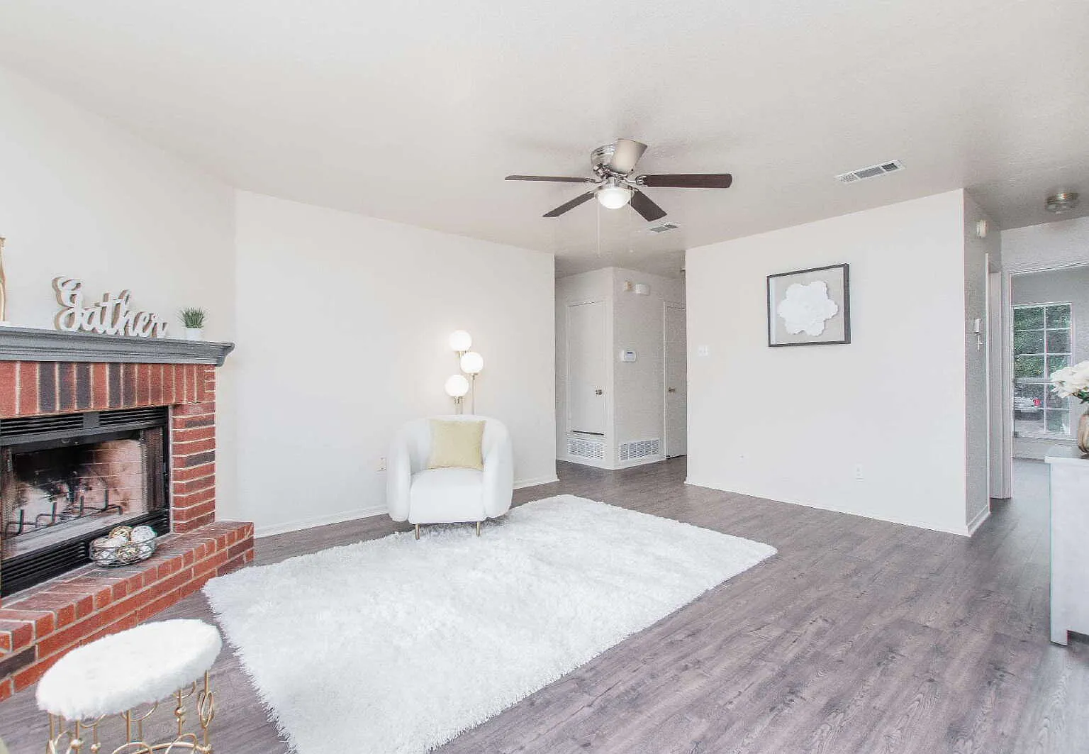 3 bed, 2.0 bath, 1147 sqft, $1,275 — Photo 4