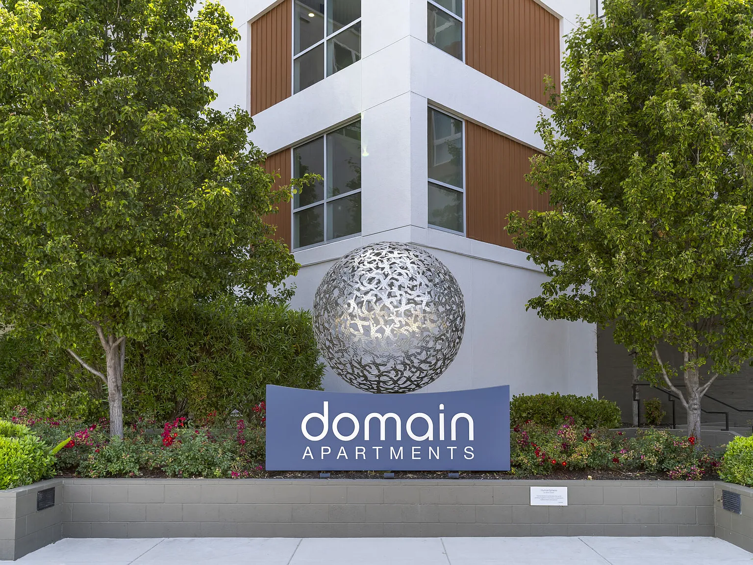 Domain Apartments — Photo 1