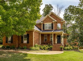 1074 Mansker Farm Blvd, Hendersonville, TN 37075