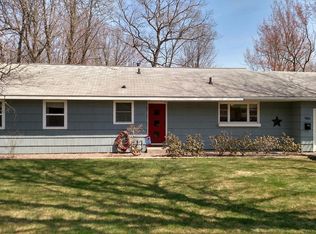 906 29th St, Cloquet, MN 55720