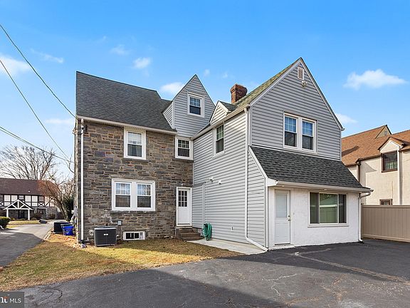 4th image of 1113 Morgan Ave