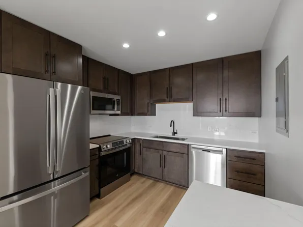 929 Portland Ave APT 811, Minneapolis, MN 55404