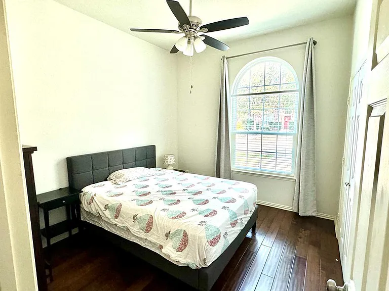 4452 Riptide Ln — Photo 13