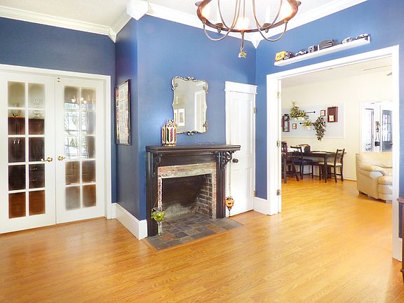 Double-sided fireplace!