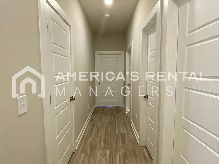 68 Granvil Way — Photo 10