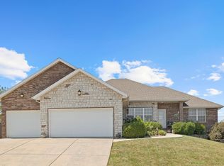 905 N 21st Ave, Ozark, MO 65721