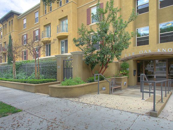 4th image of 128 N Oak Knoll Ave Unit 109