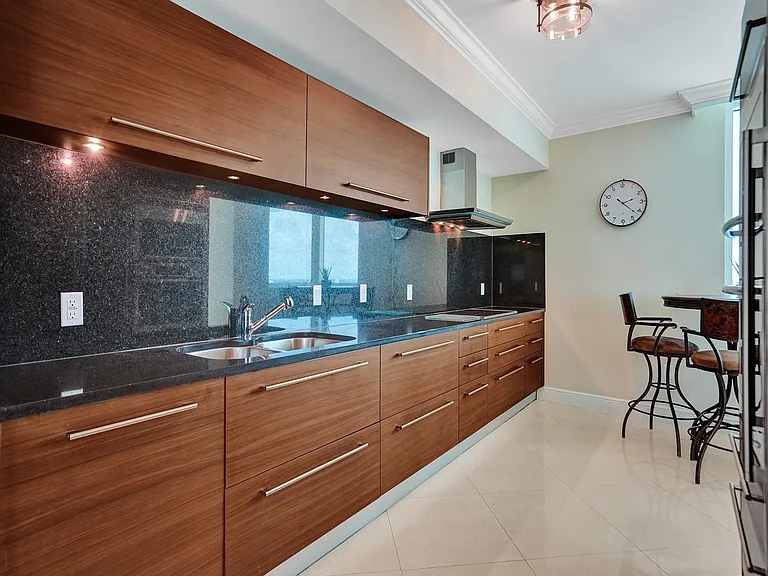 101 S Fort Lauderdale Beach Blvd #1606 — Photo 33