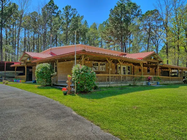 590 Angela Ln, Hemphill, TX 75948