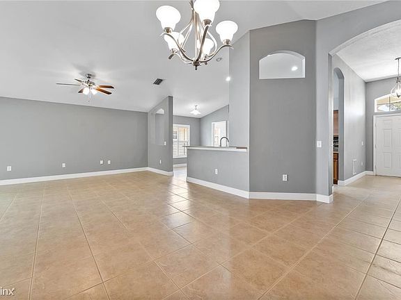 5th image of 686 Coral Trace Blvd