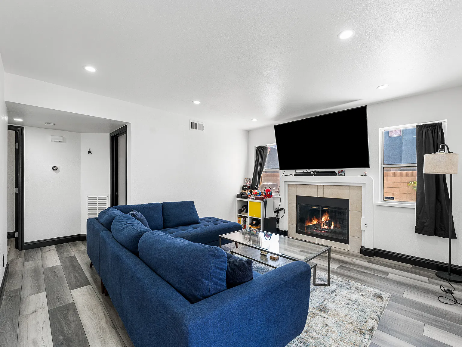 4 bed, 1676 sqft, $2,900 — Photo 3