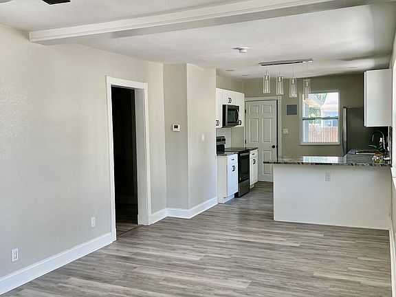 4th image of 5117 16th Ave S