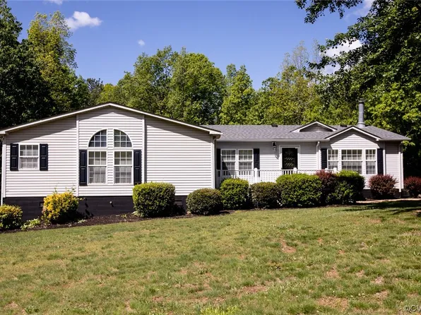 6150 Soap Stone Rd, Jetersville, VA 23083