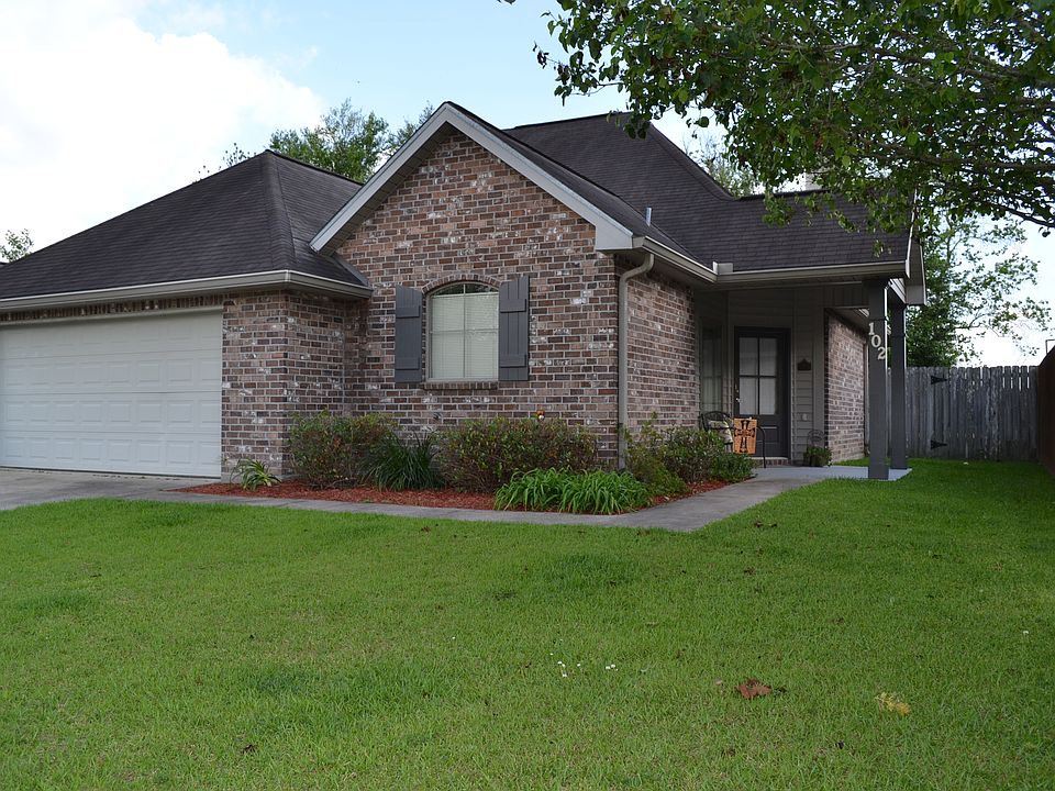 1st image of 102 Cherry Bark Ln